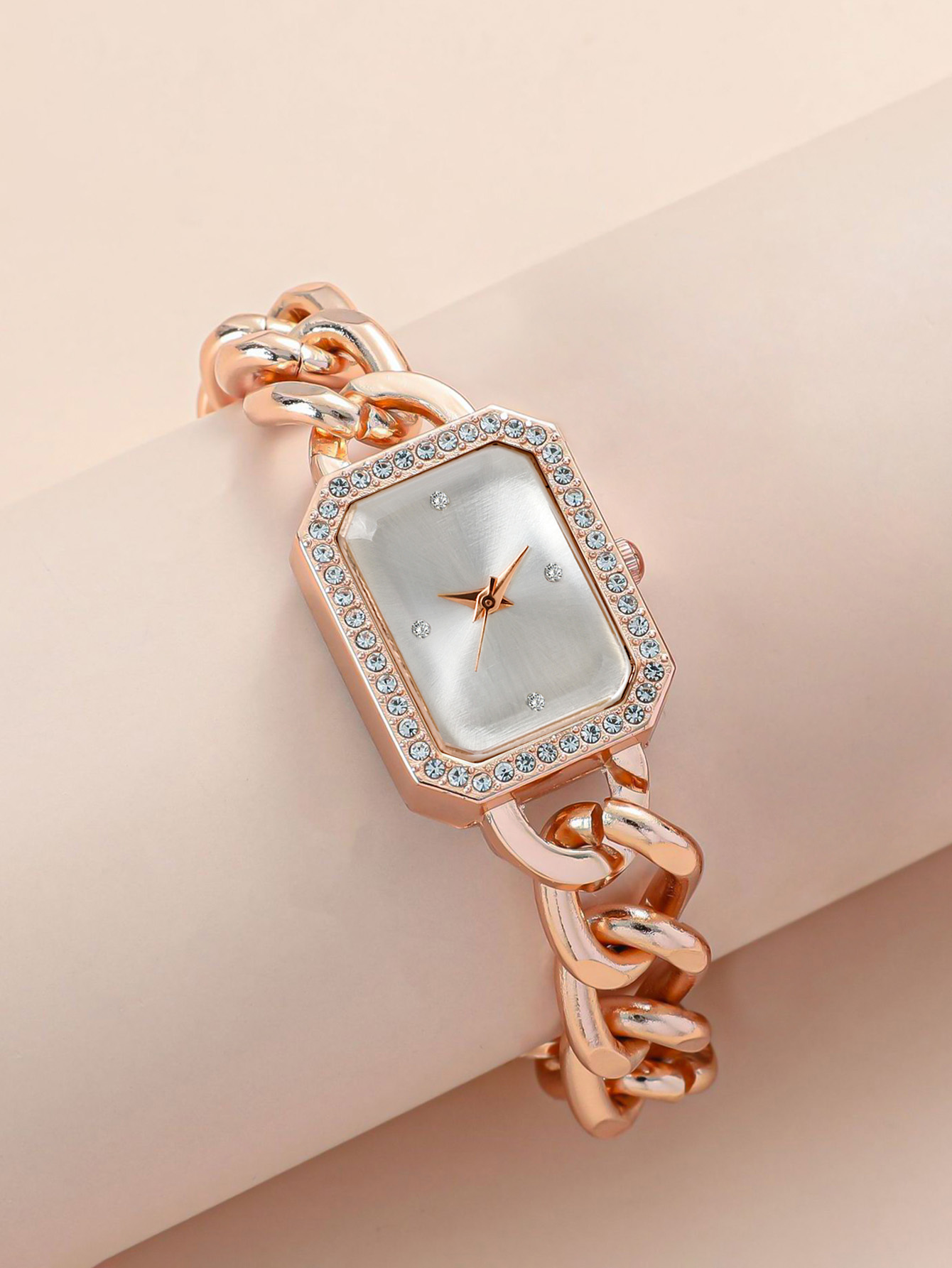 Zegarek w magicznym pudełku, 1 – Luxury Watch Hand recenzja i cena